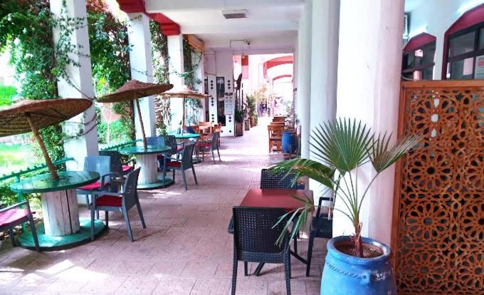 Quarya Assiyahia - Riad Camilia- Maison Entiere Avec Piscine Marrakesh Eksteriør billede