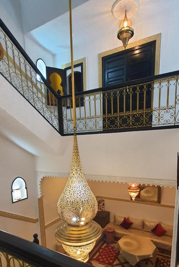 Quarya Assiyahia - Riad Camilia- Maison Entiere Avec Piscine Marrakesh Eksteriør billede